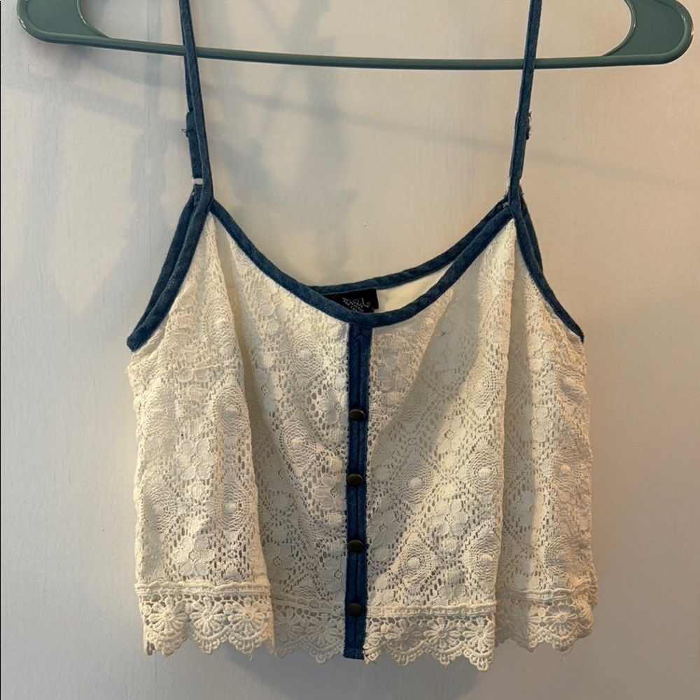 Rue21 White and Blue Buttoned Crop Camisole